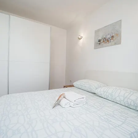 Gabriella Apartment *